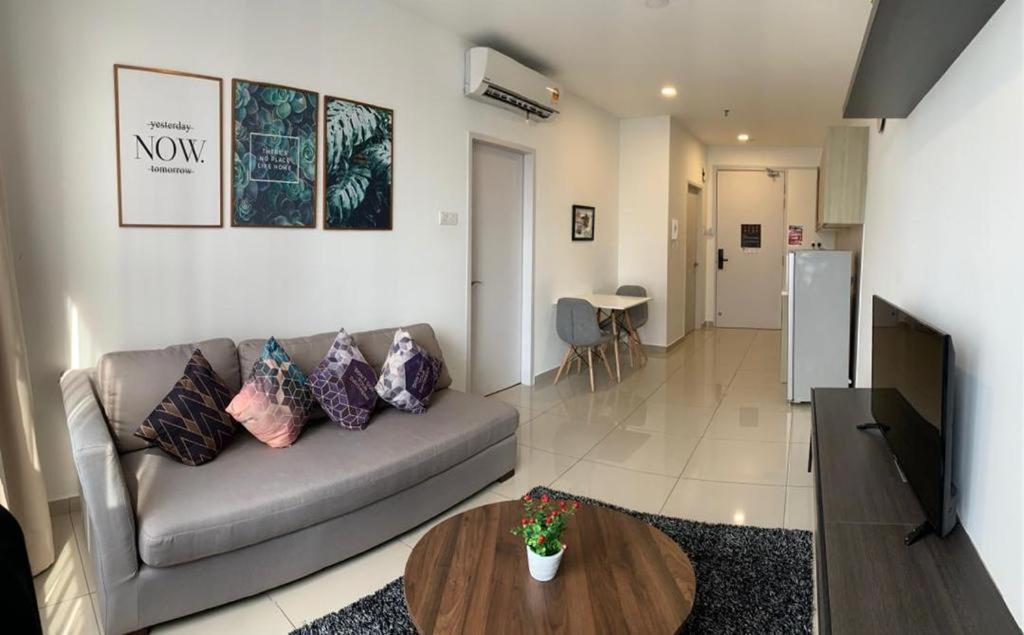 שאה אלאם Host Assist Homestay By Ha I-City מראה חיצוני תמונה
